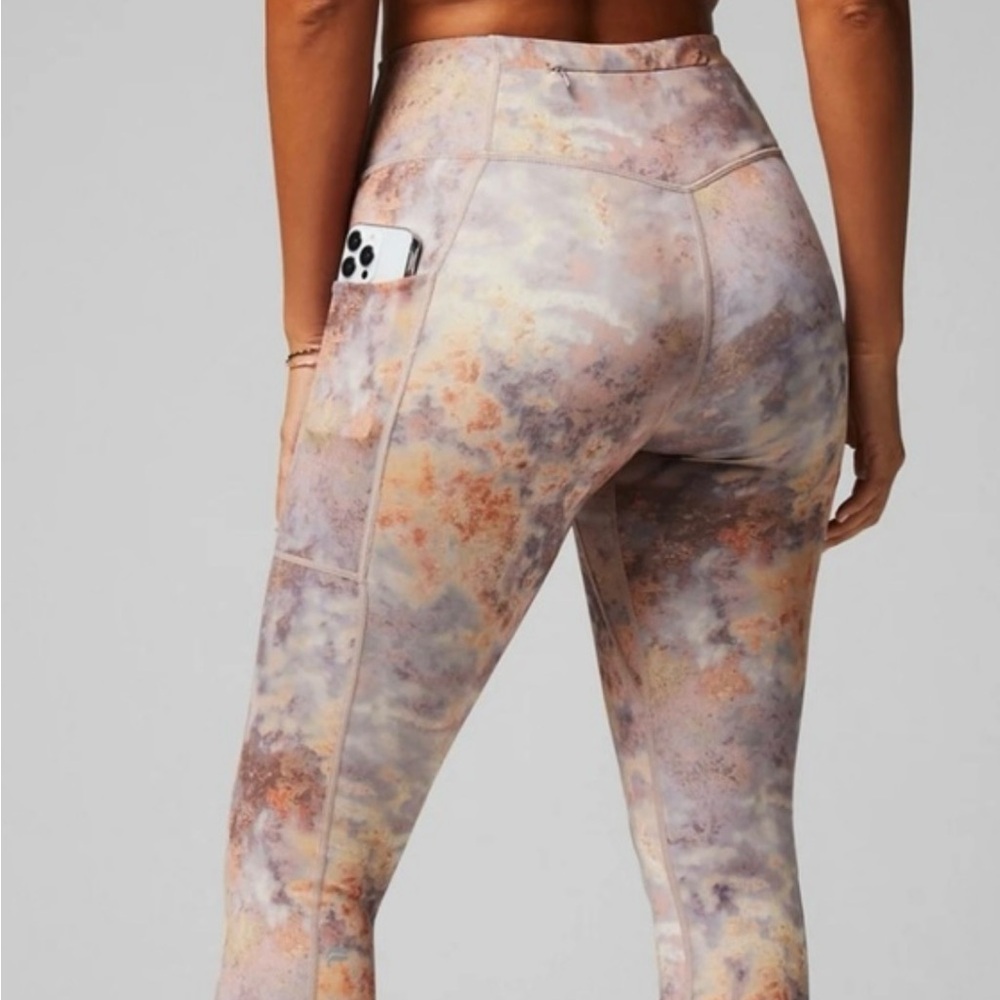 Fabletics Anywhere Motion 365 High Waisted Utility Leggings! Jewel Tone Marble!